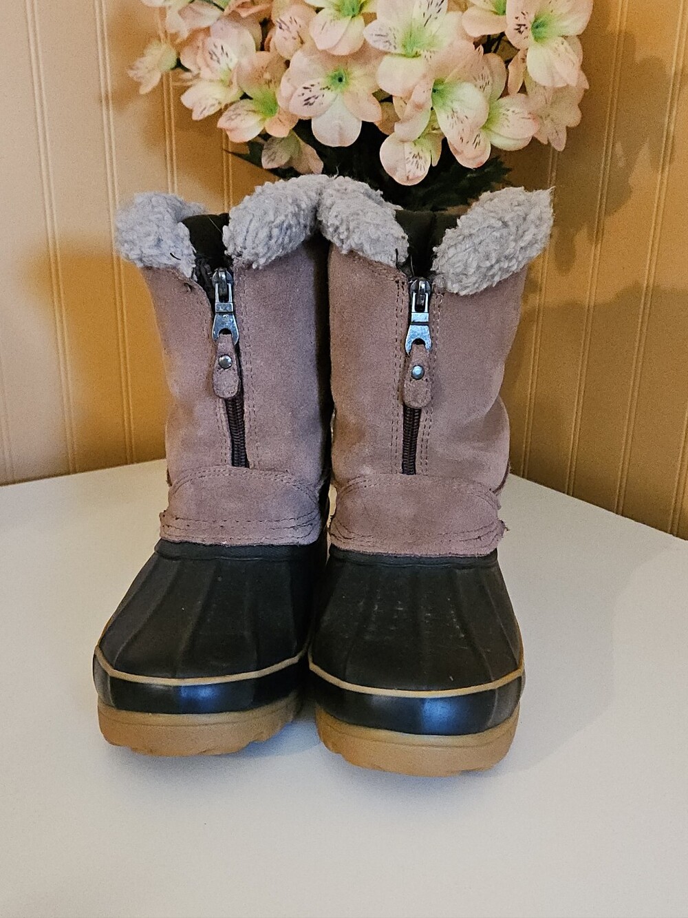 London Fog Taupe Suede Winter Zip Boots with Navy Rubber Lower